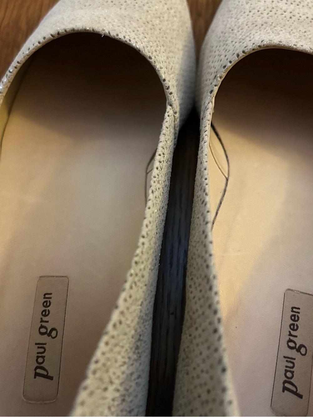Paul Green Nubuck Almond Toe Slip-on Flats Loafer Metallic Light Gold 9 US EUC - Picture 6 of 10